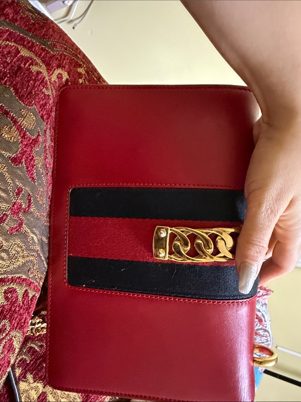 Gucci Red Leather Shoulder Bag with Gold Chain and Black Web Stripe - Picture 2 of 6
